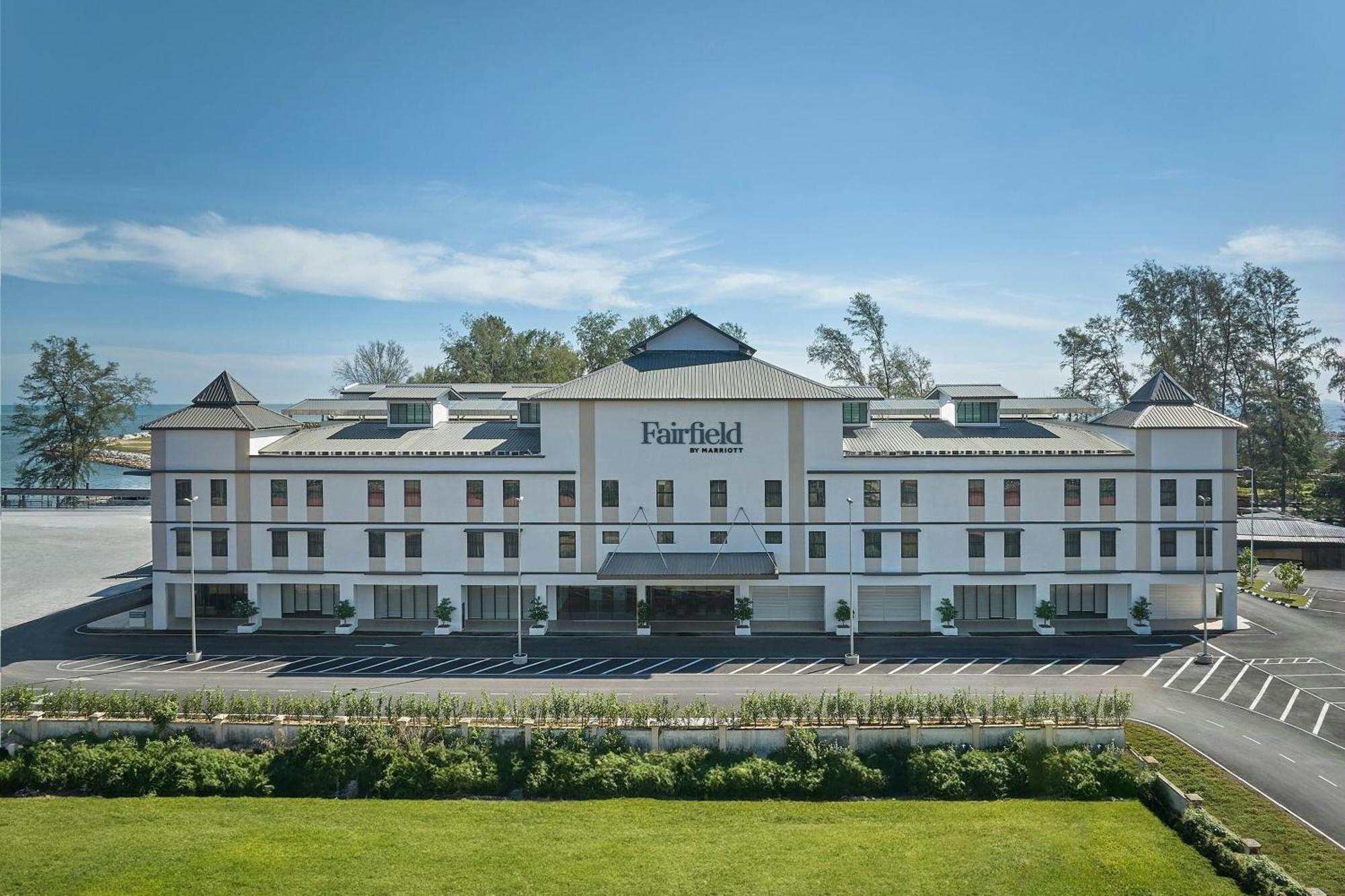 Hotel Fairfield By Marriott Kuala Besut Extérieur photo
